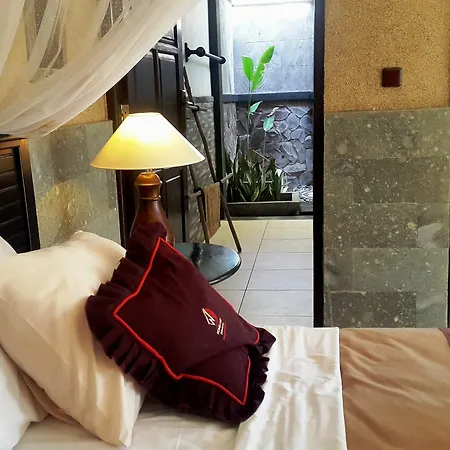 Double-U Home Stay Pemuteran